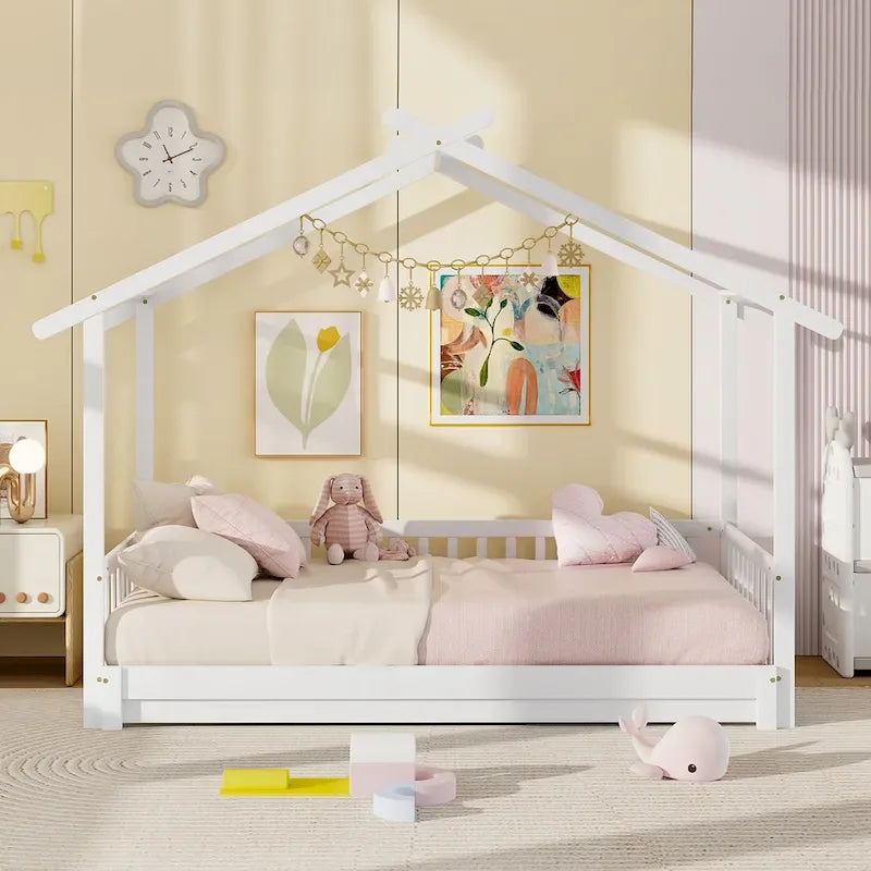 Lit de jour évolutif en bois (jumeau à grand lit) avec barrières de sécurité et décorable