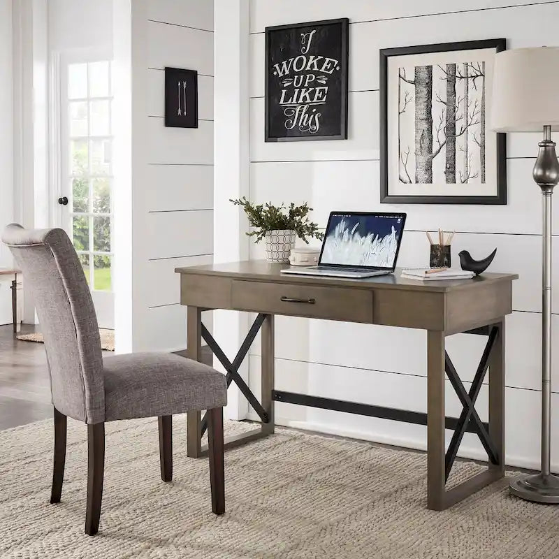 Bureau à plateau relevable avec station de charge