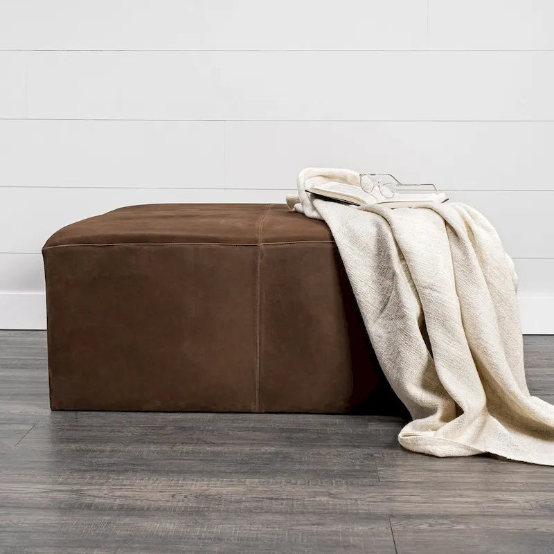 Pouffe carré en cuir véritable noir avec base en métal doré