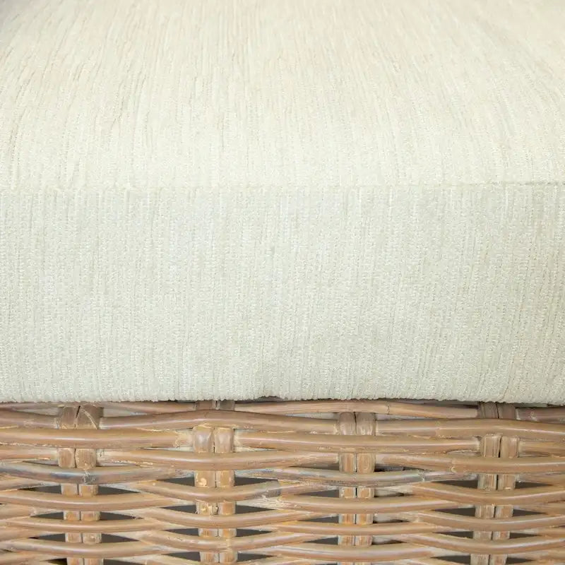 Fauteuil en rotin tressé