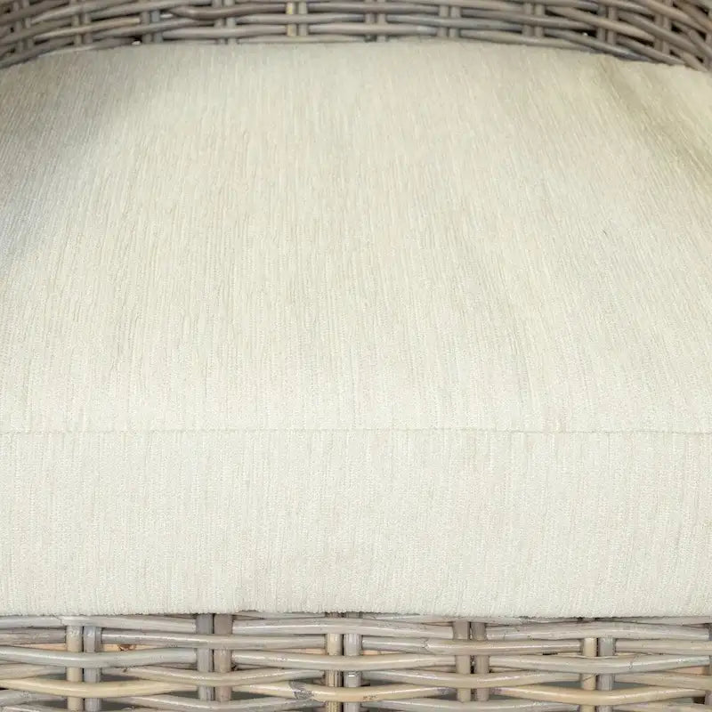 Fauteuil en rotin tressé
